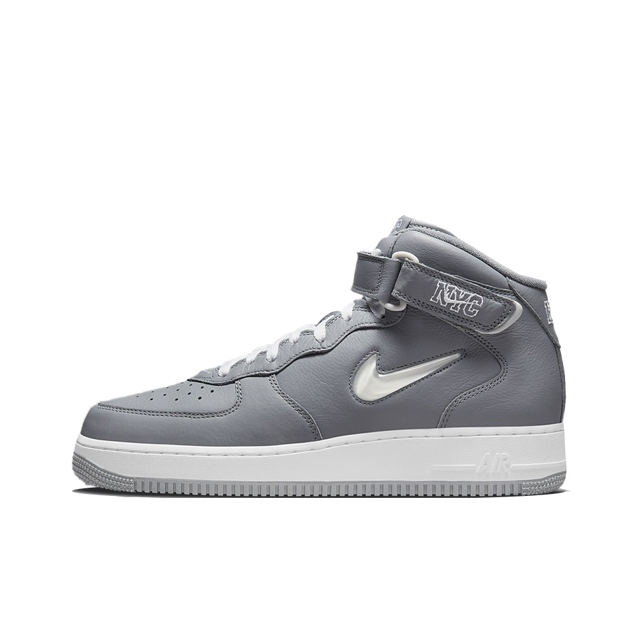 ไนกี้ แอร์ ฟอร์ซ 1 คิวเอส จูล  - Nike Shoes Air Force 1 บทวิจารณ์และราคา
